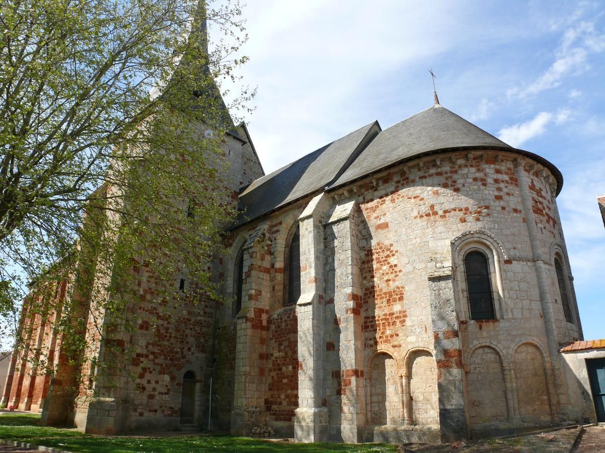 Église Saint-Michel de Chârost 