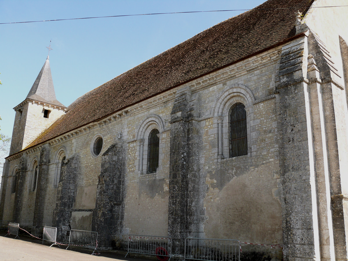 Chezal-Benoît - Ancienne abbaye Saint-Pierre 