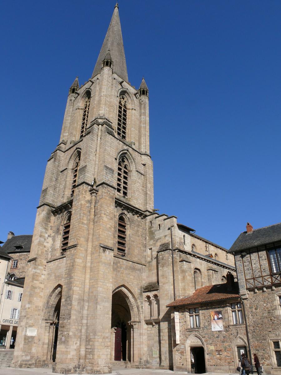 Tulle - Cathédrale Notre-Dame - Tour-porche 