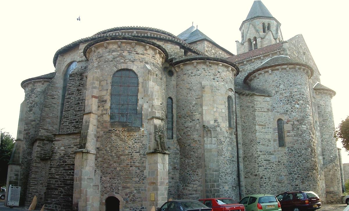 Uzerche - Ancienne abbatiale Saint-Pierre - Chevet construit entre 1070 et 1090 