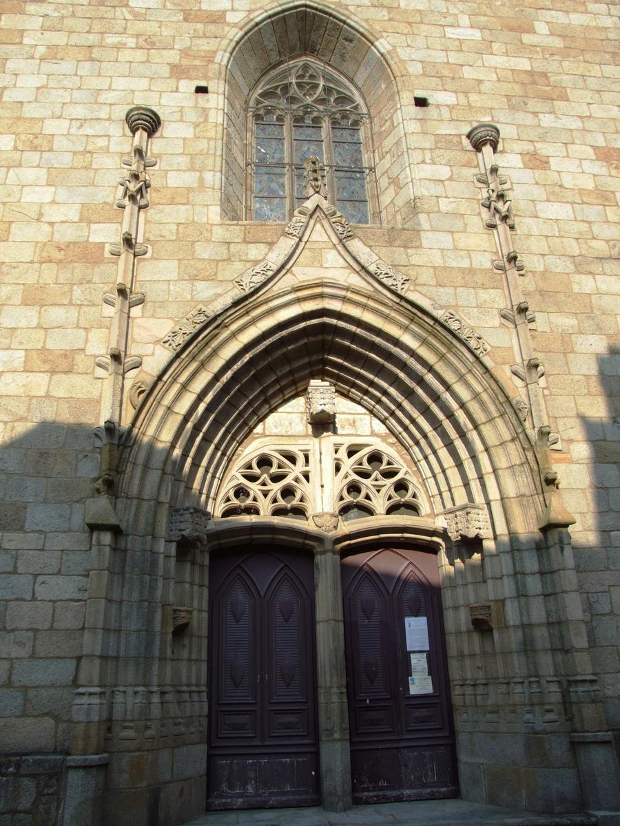 Felletin - Eglise Notre-Dame-du-Château - Portail 