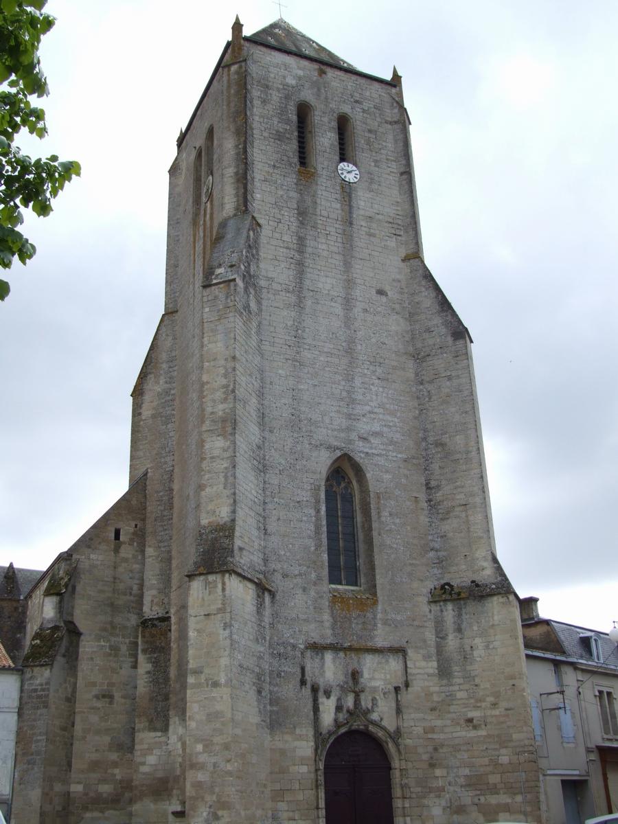 Abbaye royale de Celles-sur-Belle - Tour-porche de l'église Notre-Dame 