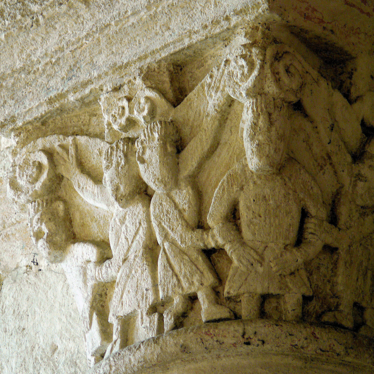 Champdeniers-Saint-Denis - Eglise Notre-Dame - Nef romane: chapiteau 