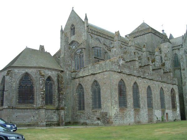 Cathédrale Saint-Samson, Dol-de-Bretagne.Chevet et chapelle Saint-Samson 