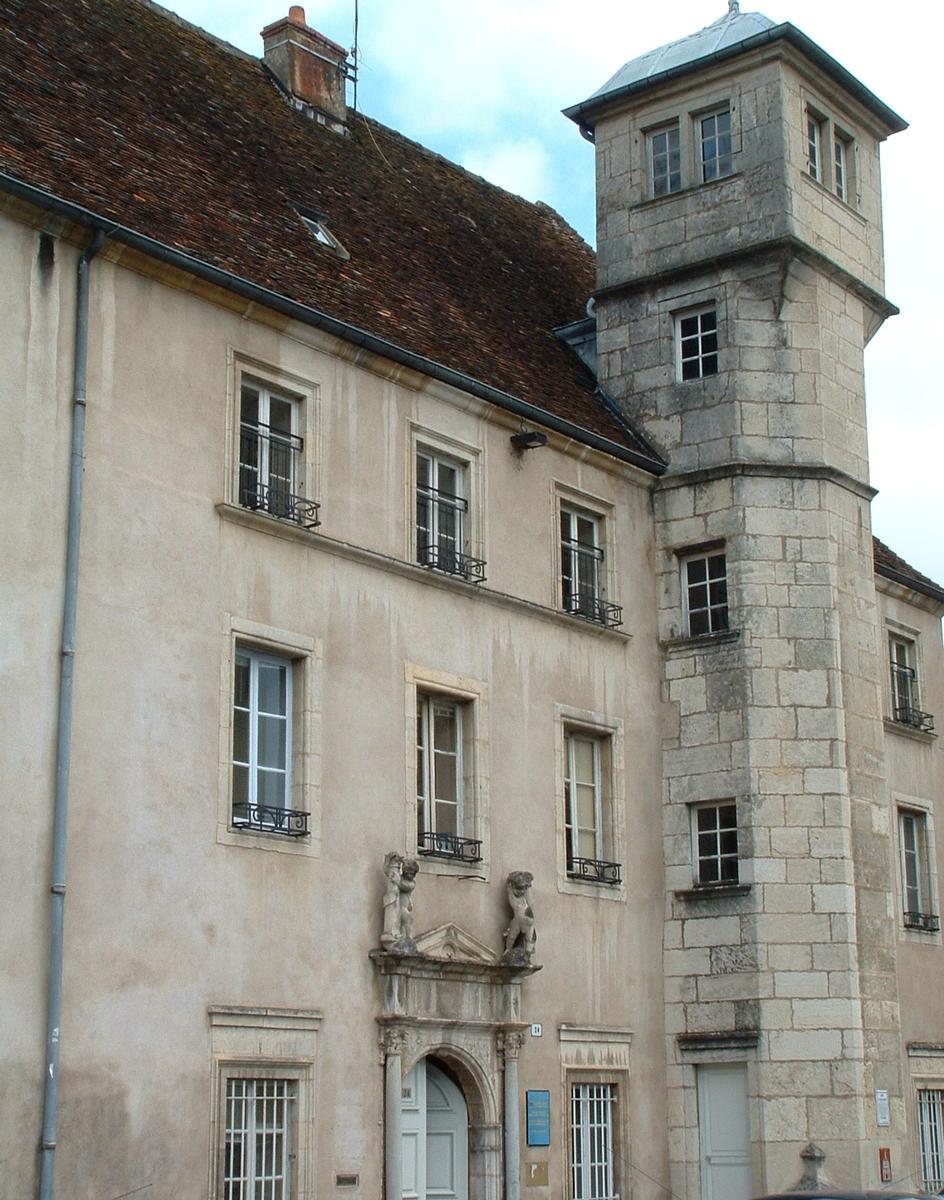 Dole - Ancienne mairie 