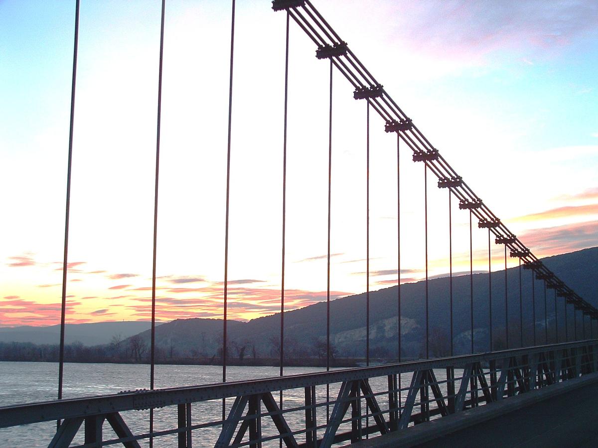 Robinetbrücke über den Rhone in Donzère 