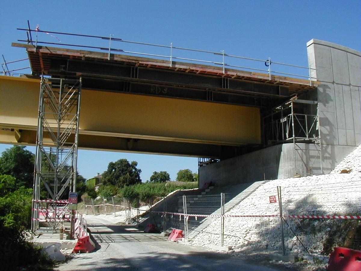 Bridge of the RD 936 at Sainte-Foy-la-Grande 