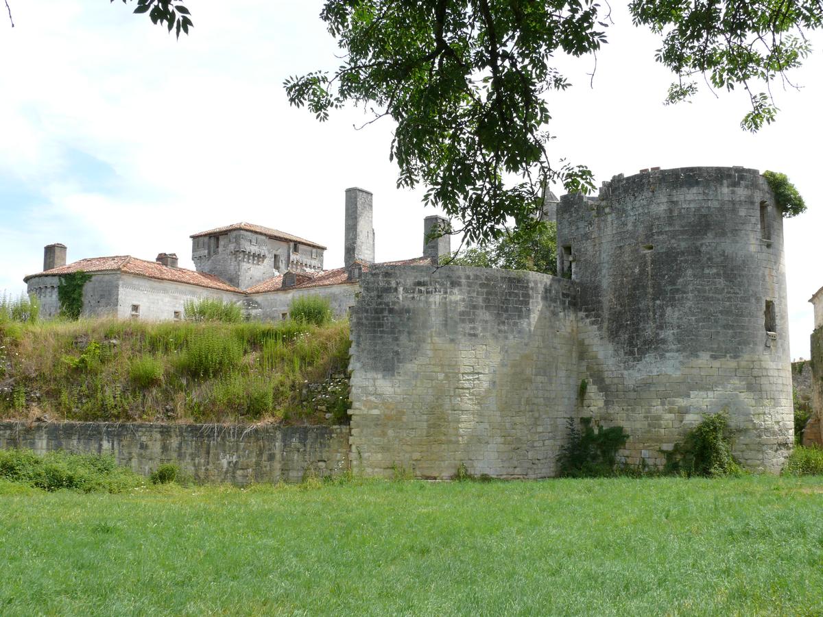 Château de Mareuil - Entrée 
