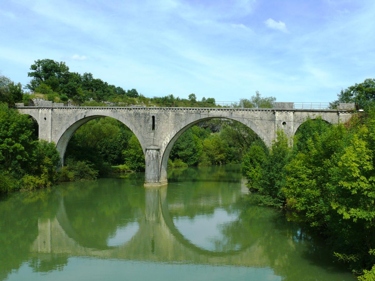 Viaduc de Cléron construit pour un chemin de fer d'intérêt local reliant Besançon à Cléron et Amancey en 1930 