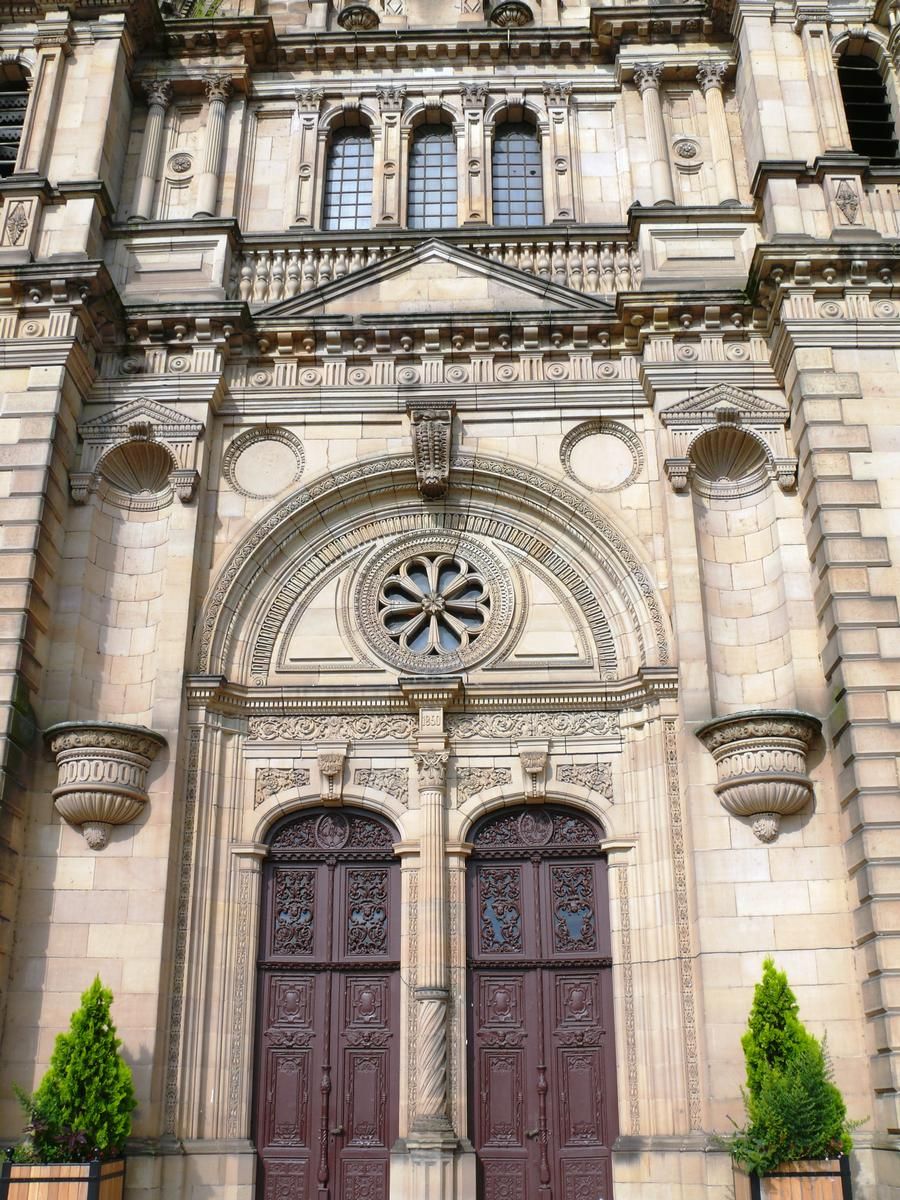 Montbéliard - Eglise Saint-Maimboeuf - Façade - Portail 