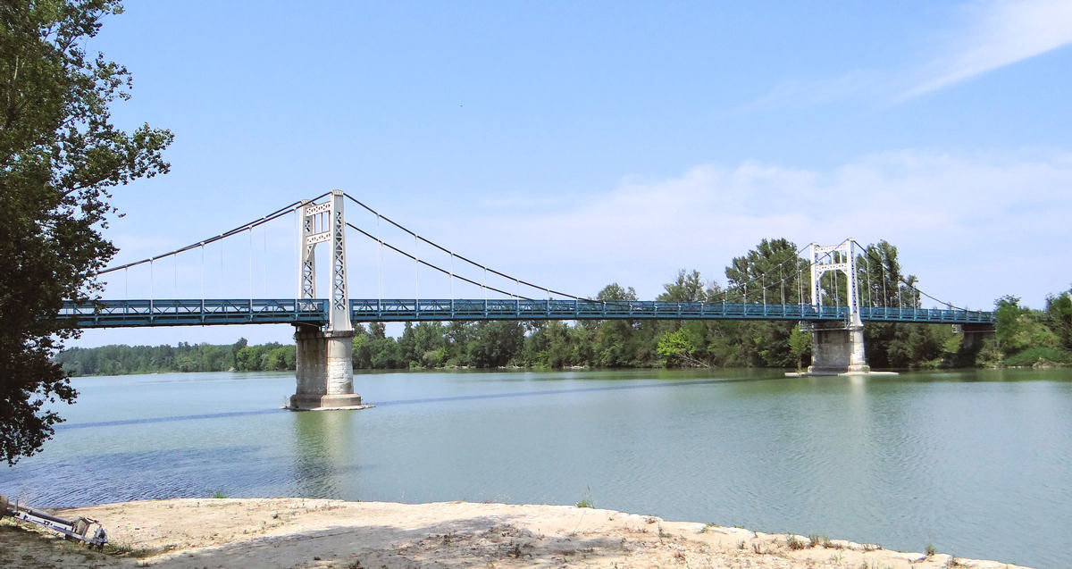 Pont suspendu d'Auvillar  