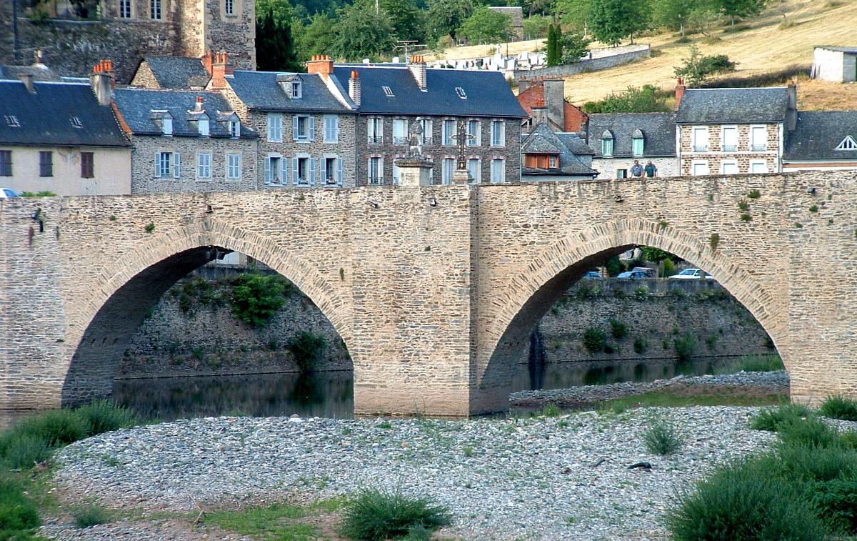Pont d'Estaing - Vu de l'aval - 2 travées centrales 