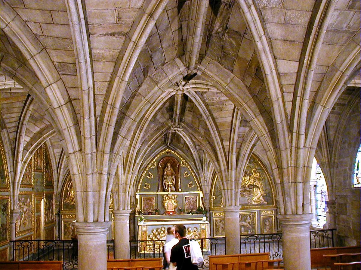 Figeac - Abbatiale Saint-Sauveur - Chapelle Notre-Dame-de-la-Pitié (ancienne salle capitulaire) 