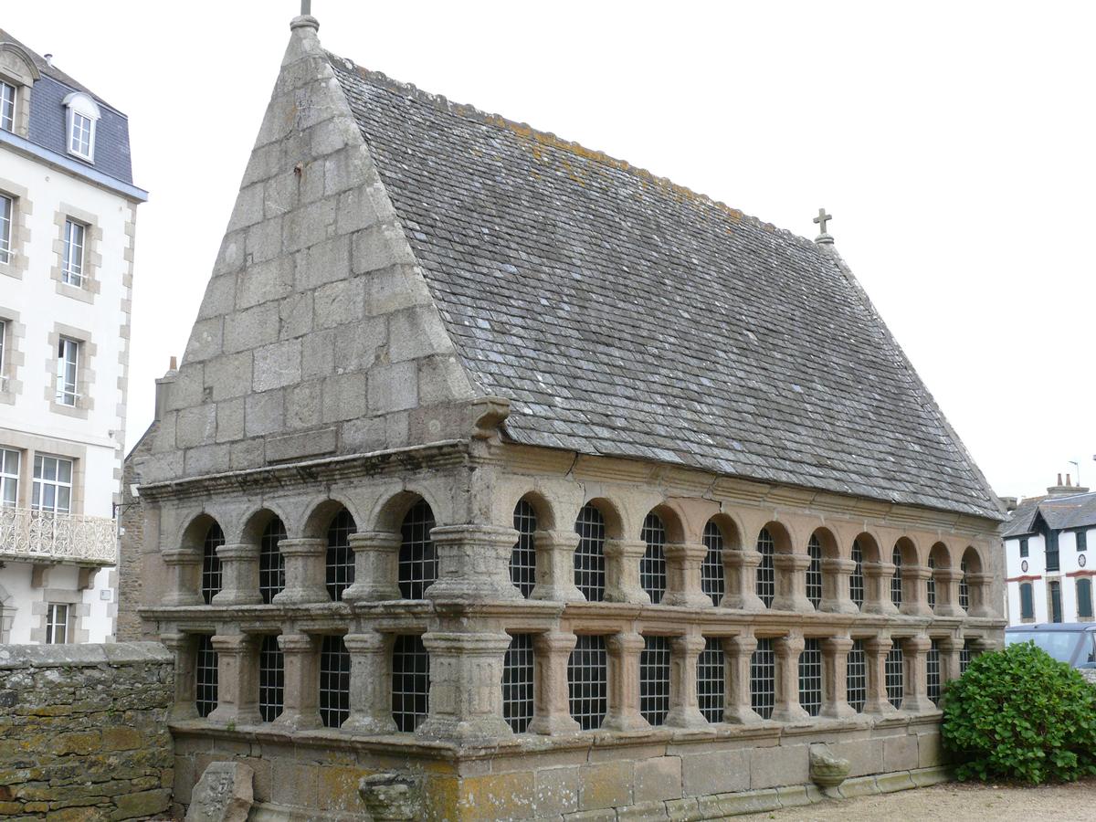 Roscoff - Eglise Notre-Dame de Croas-Batz - Ossuaire 