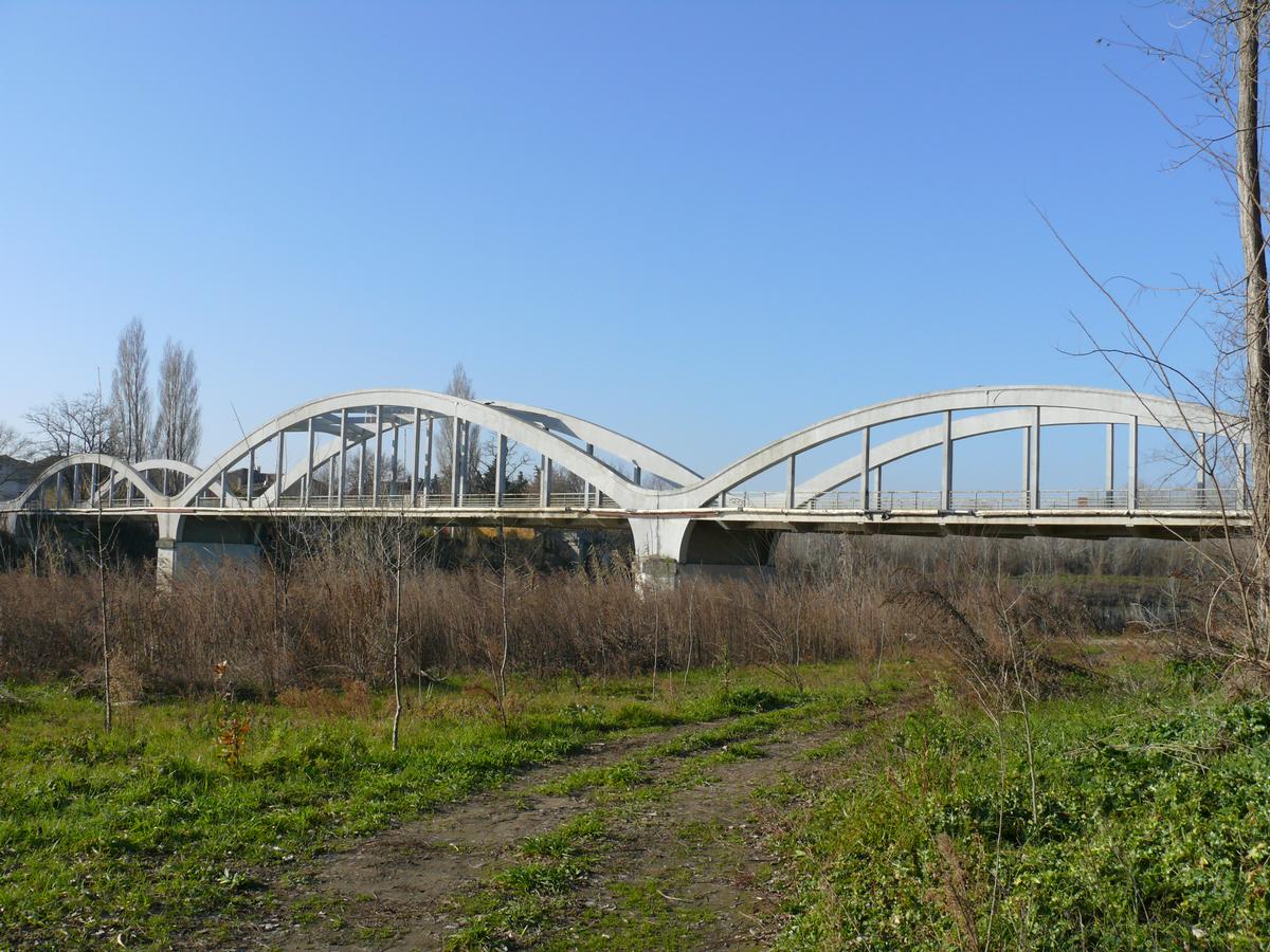 Brücke in Montfrin 