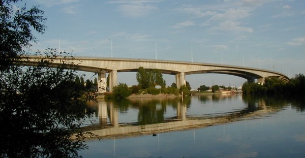 Pont de Gennevilliers over the Seine 