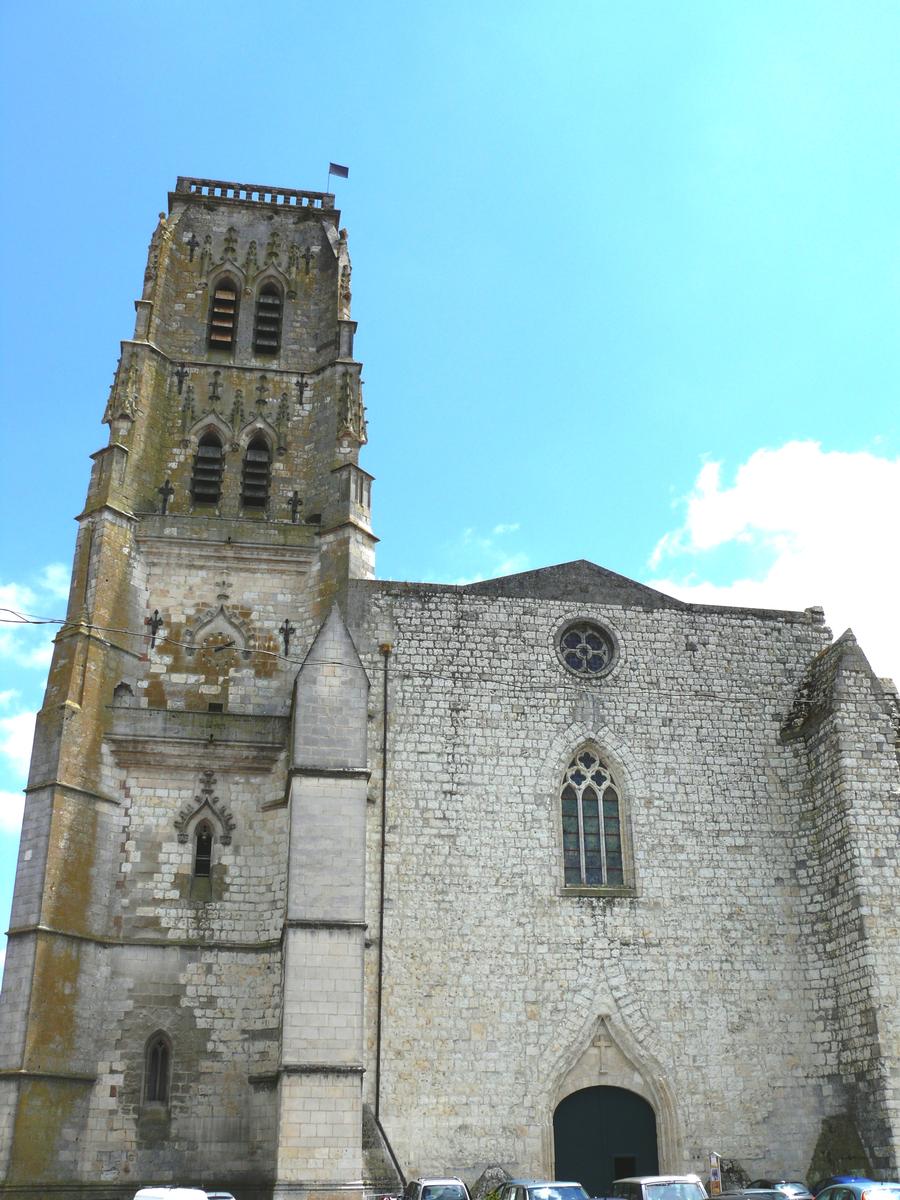 Lectoure - La façade de l'ancienne cathédrale Saint-Gervais-et-Saint-Protais 