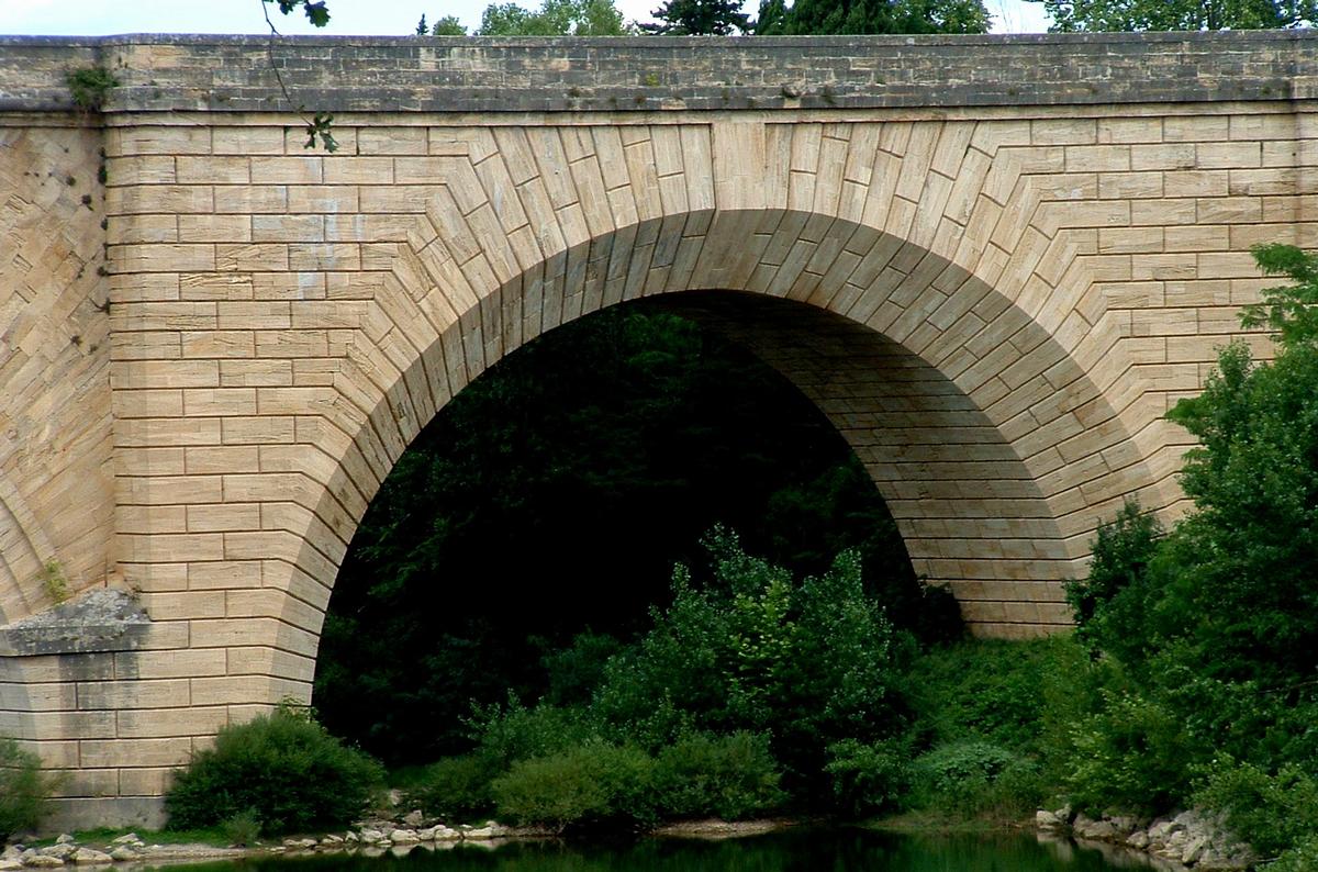 Brücke in Gignac 