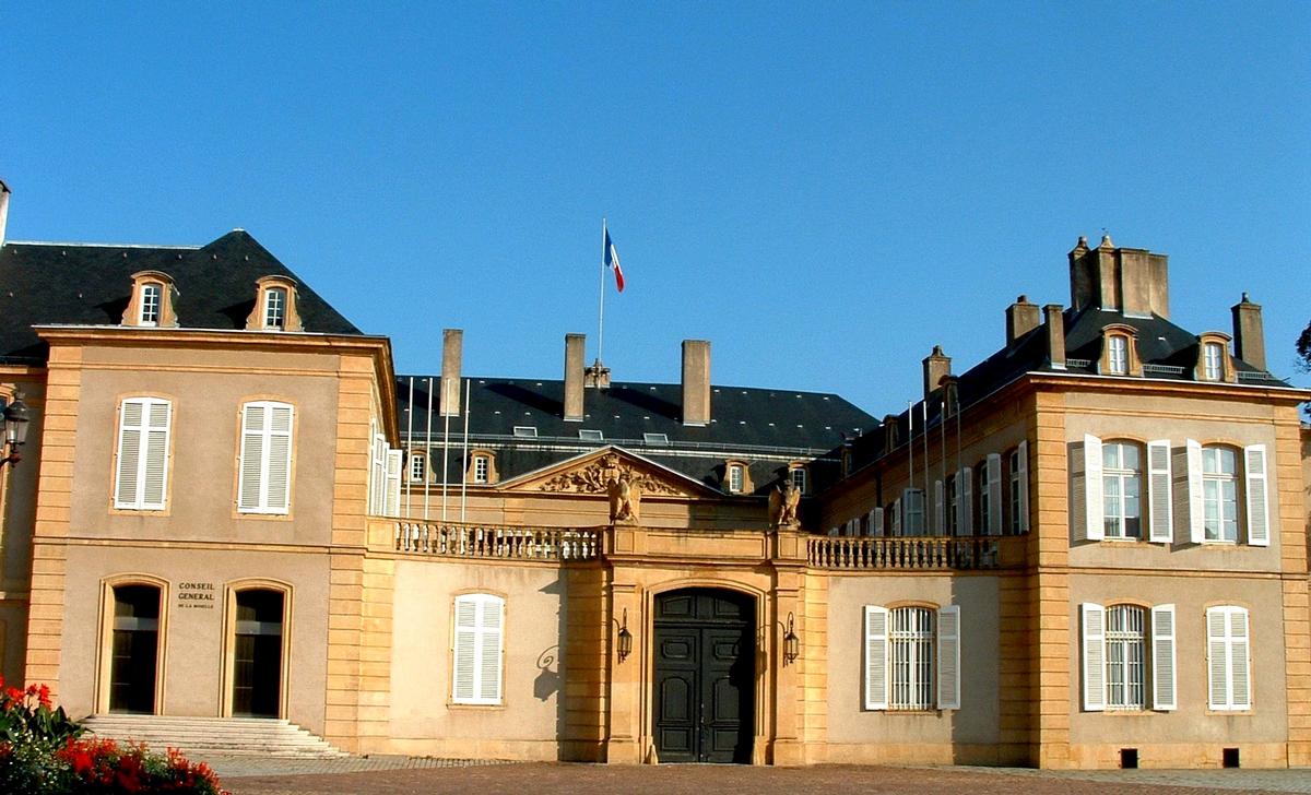 Metz - Île du Petit-Saulcy - Hôtel de l'Intendance (Préfecture) 