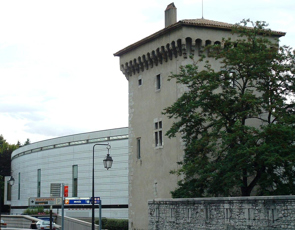 Musée de Grenoble & Tour e l'Isle 