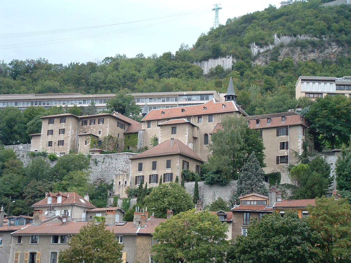 Grenoble - Musée Dauphinois - Ensemble des bâtiments vus de l'extérieur 