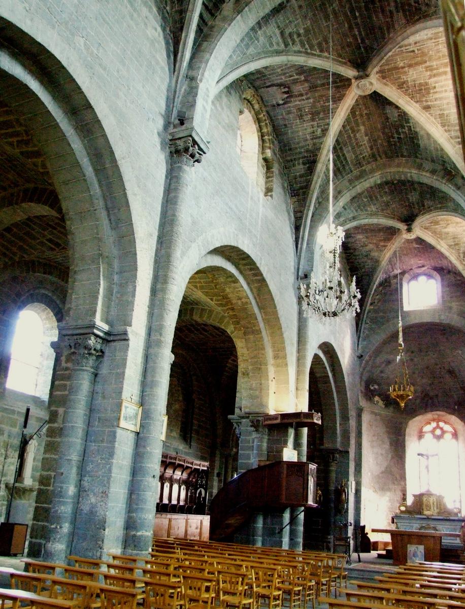 Chanteuges - Prieuré - Eglise priorale Saint-Marcellin - Nef 