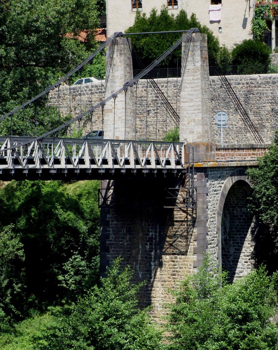 Pont suspendu de Chilhac 
