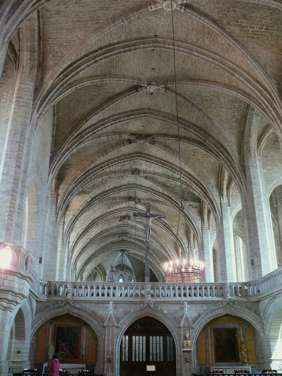 Abbaye de La Chaise-Dieu - Nef et jubé de l'abbatiale 