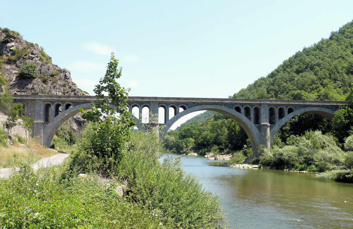 Vorey - Pont du Chambon sur la Loire du CD103 