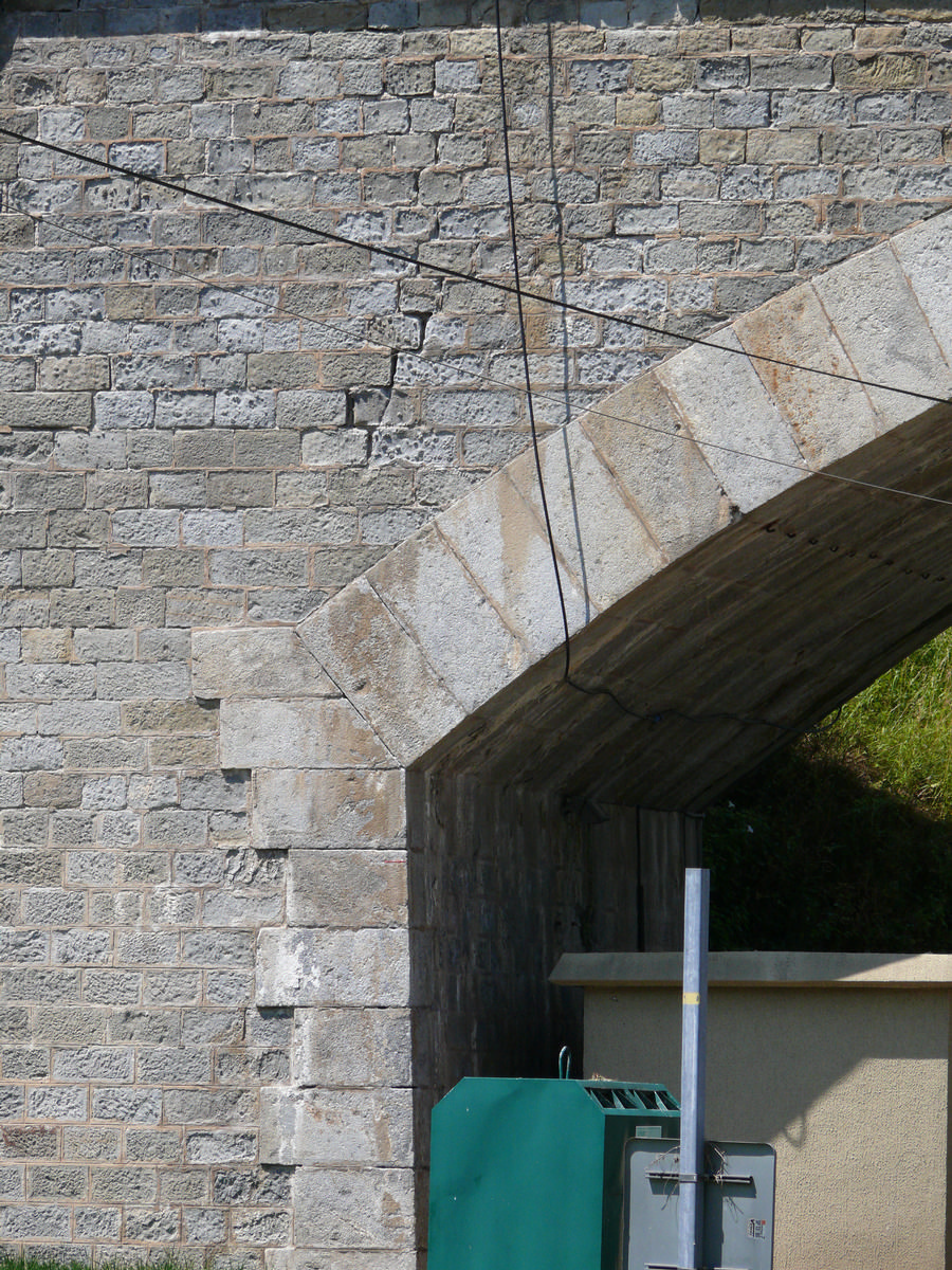 Retournac - Pont des Droits-de-l'Homme sur la Loire - Appui de l'arc sur la culée 