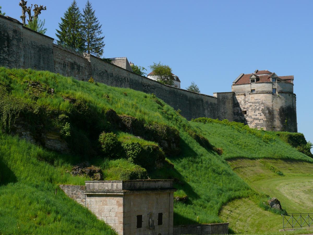 Stadtmauern von Langres 