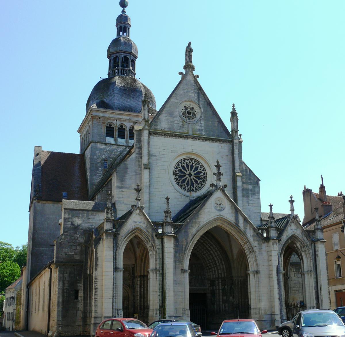 Gray - Basilique Notre-Dame 