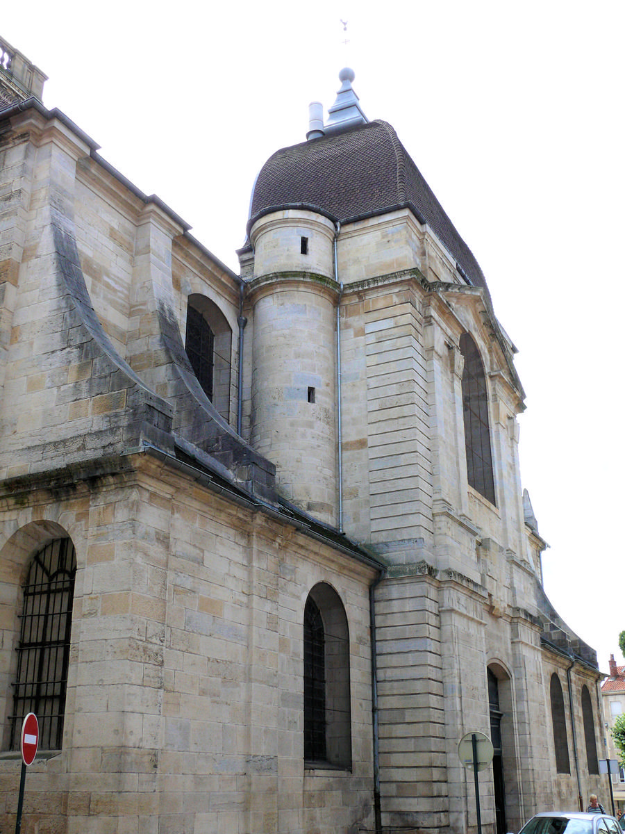 Vesoul - Eglise Saint-Georges - Portail latéral 