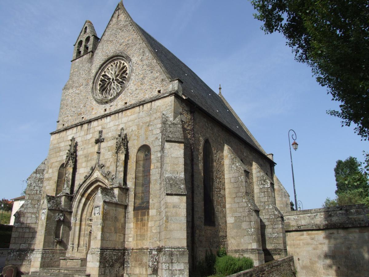 Saint-Junien - La chapelle Notre-Dame-du-Pont et l'extrémité du pont Notre-Dame 