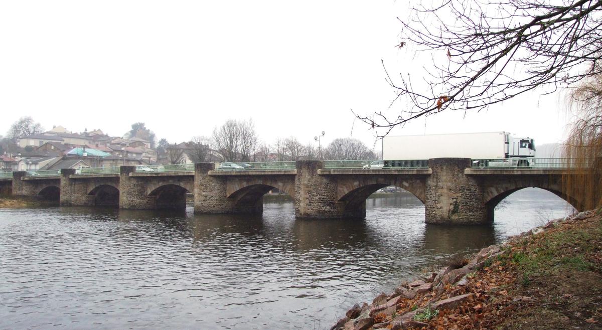 Brücke in Aixe-sur-Vienne 