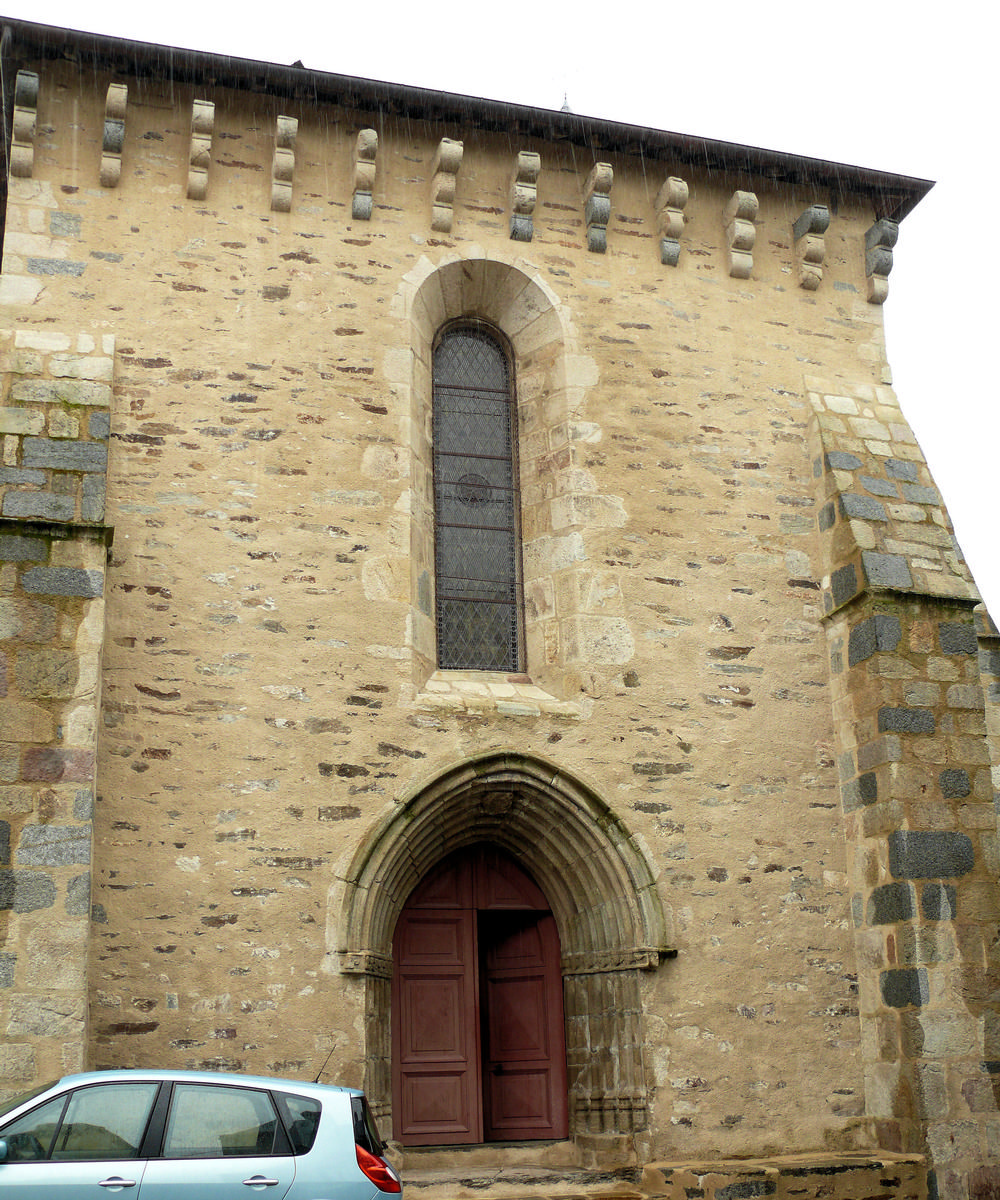 Coussac-Bonneval - Eglise Saint-Saturnin 