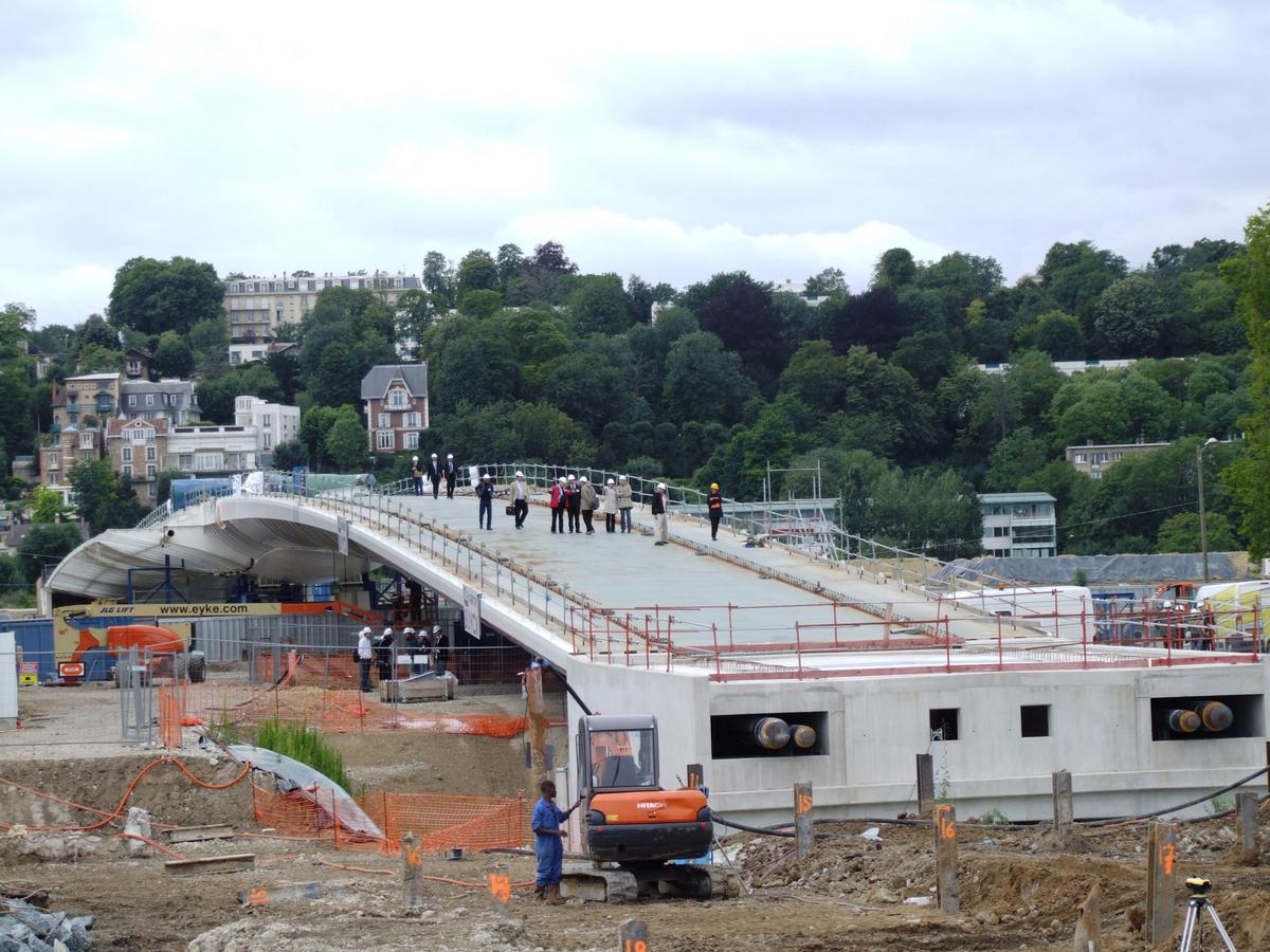 Brücke über den großen Seinearm in Boulogne-Billancourt 