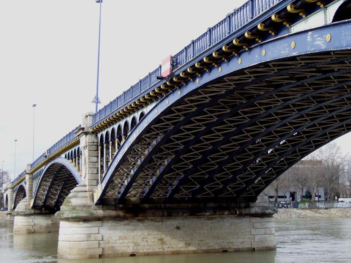 Pont de Gennevilliers sur la Seine - Ensemble vu de l'amont 