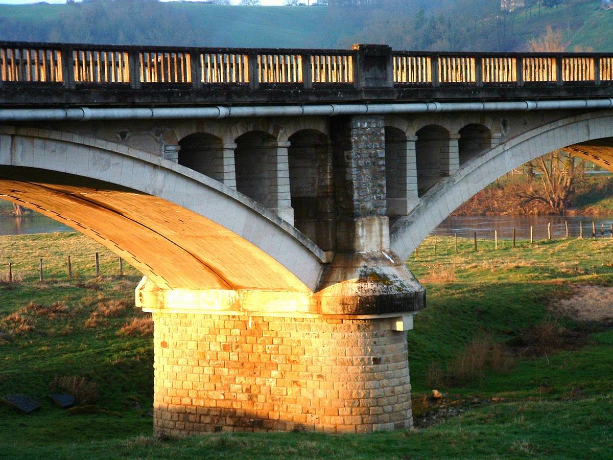 Pont d'Iguerande - Une pile 