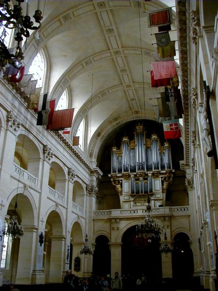 Hôtel des Invalides.Eglise Saint-Louis des Invalides - Nef côté orgue 