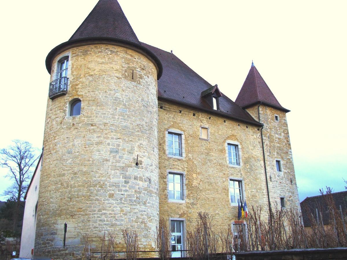 Château Pécauld et tour Velfaux 