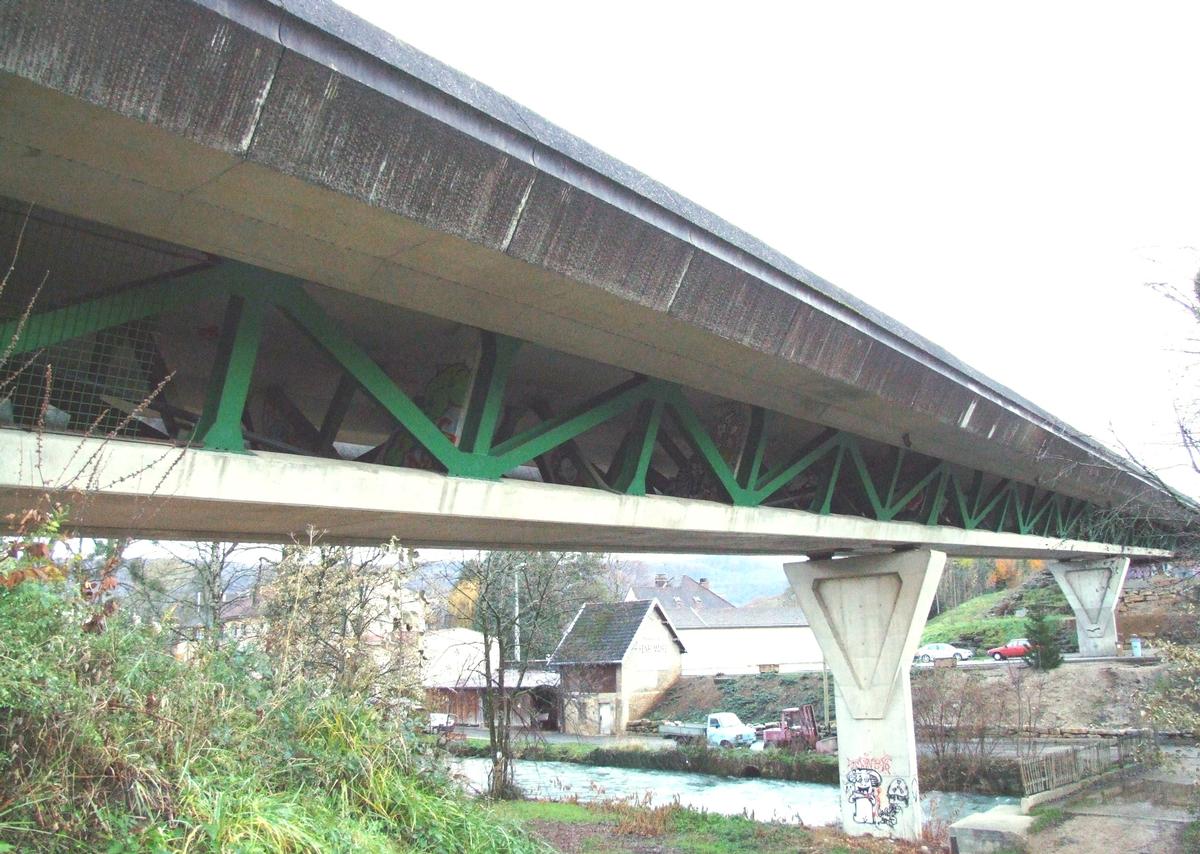 Arbois - RN83 - Pont sur la Cuisance 