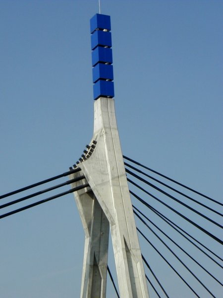 Pont de l'Aire du JuraTête du pylône 