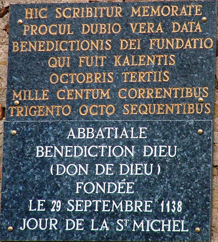 Abbaye de La Bénisson-Dieu - Plaque commémorative 