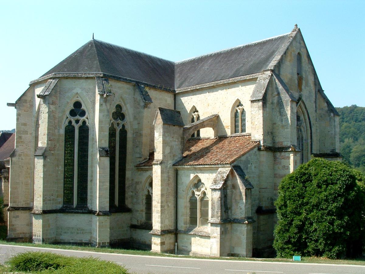 Abbatiale cistercienne, La ChaladeChevet et transept 