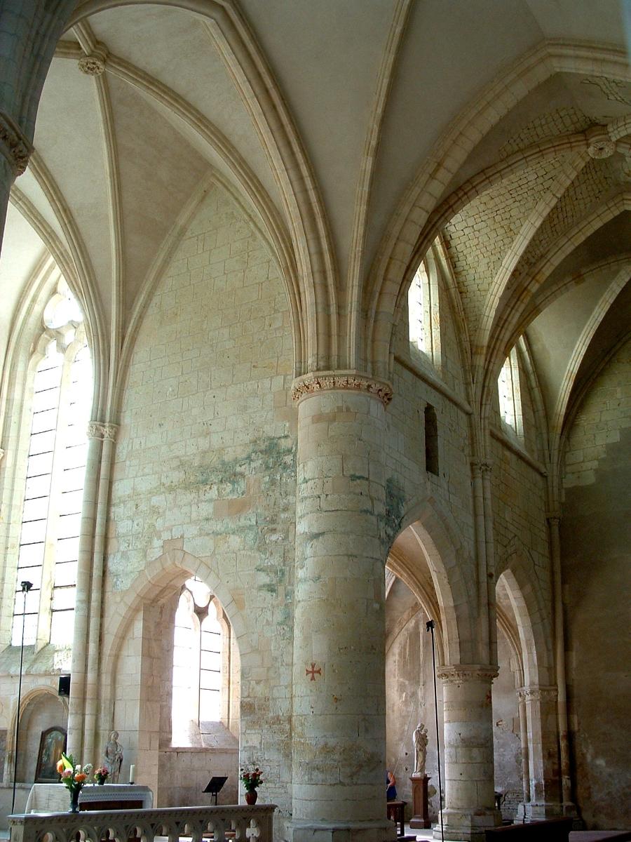 Abbatiale cistercienne, La ChaladeCroisée du transept 