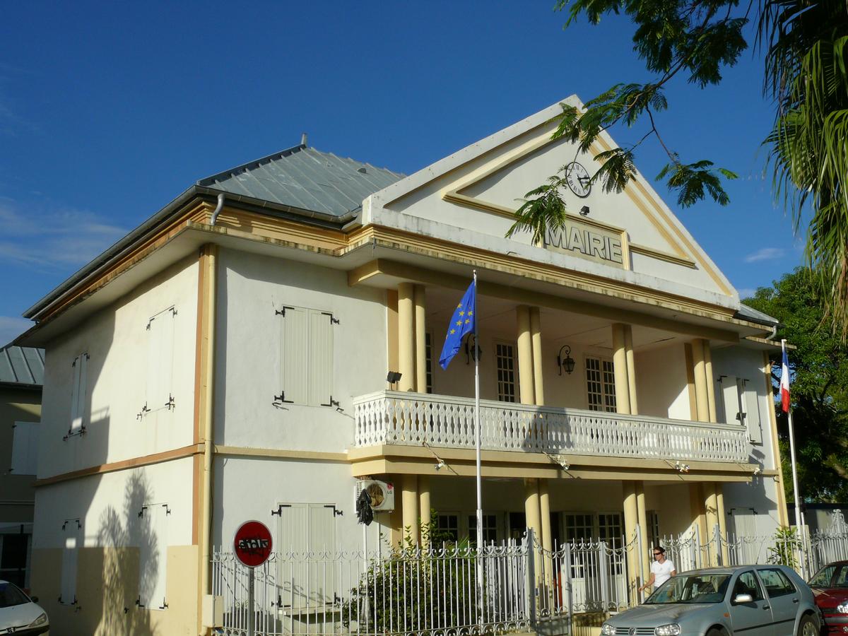 La Réunion - Hôtel de ville (Sainte-Suzanne) 