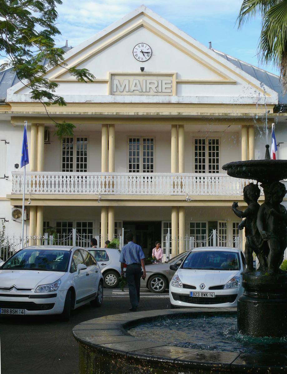 La Réunion - Hôtel de ville (Sainte-Suzanne) 