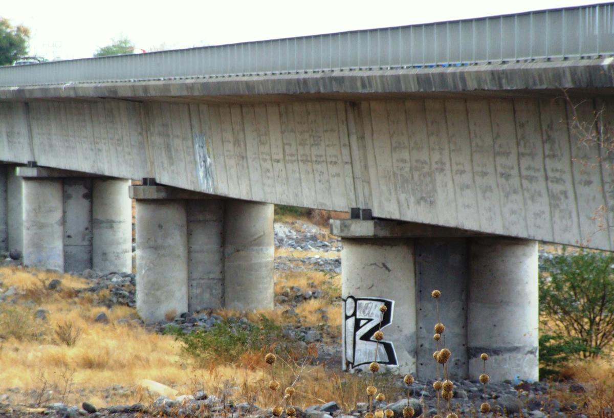 RN1 - Doublement du pont de la rivière des Galets 