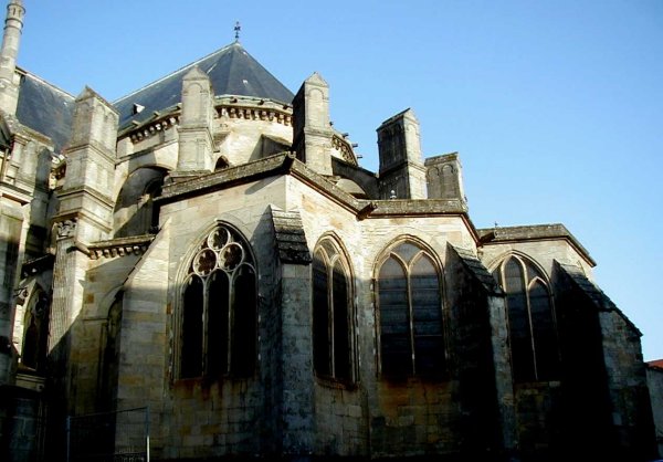 Cathédrale Saint-Mammès de Langres.Chevet 